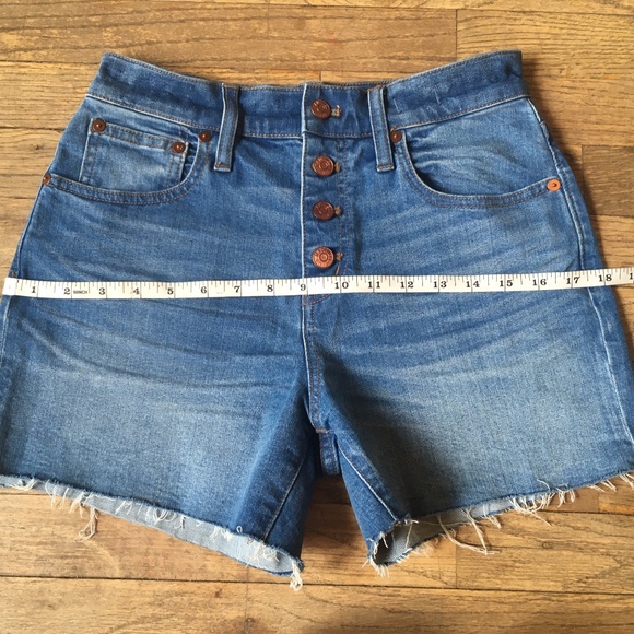 Madewell button-up shorts - Picture 6 of 10